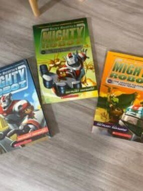Scholastic Ricky Ricotta's Mighty Robot Book Lot by Dav Pilkey